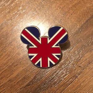 Disney Pin 2003 Mickey Ears British UK Flag 🇬🇧
